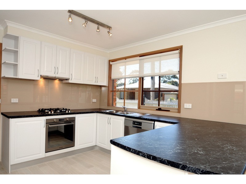 92 Keith Street, Parkdale VIC 3195