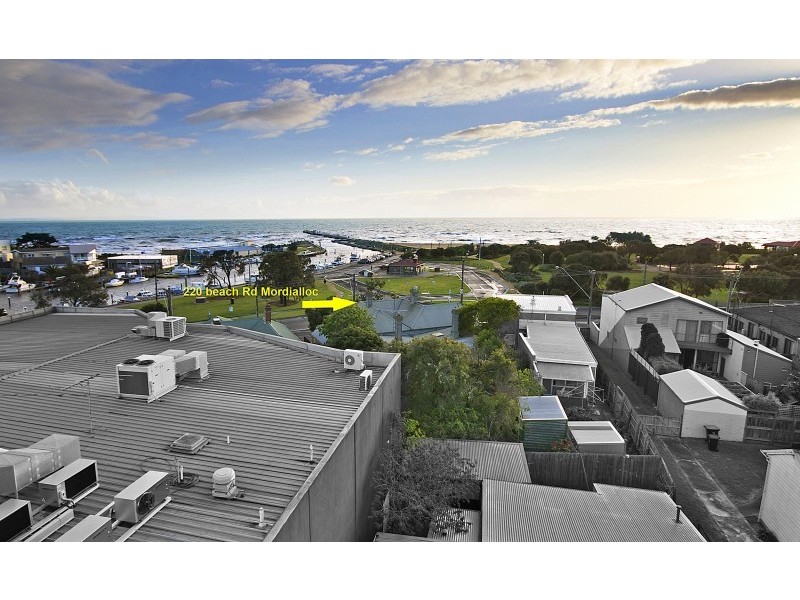220 Beach Rd, Mordialloc VIC 3195