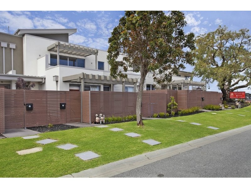 13/19 Peppertree Street, Keysborough VIC 3173