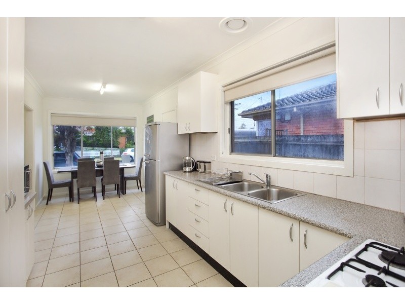 90 Sherbrooke Ave, Oakleigh South VIC 3167
