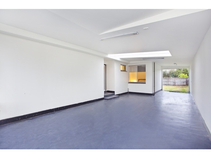 90 Sherbrooke Ave, Oakleigh South VIC 3167