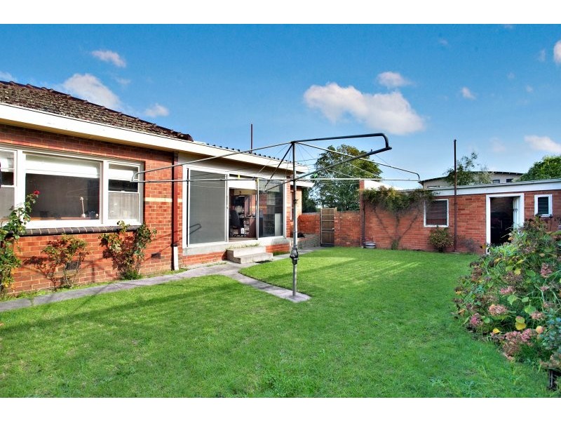 5 Thurling Street, Mentone VIC 3194