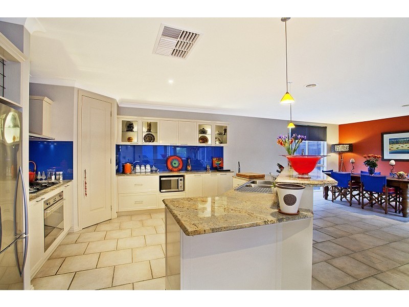 23 Hallmark Road, Mordialloc VIC 3195