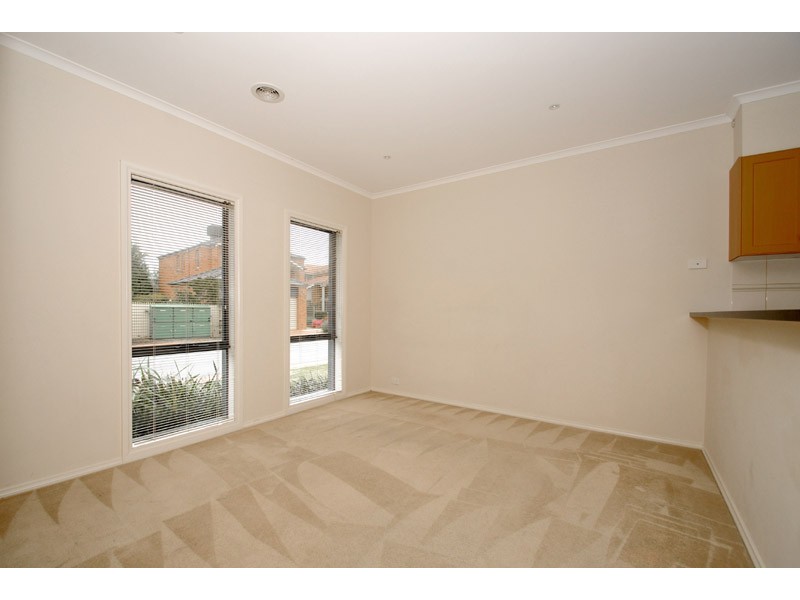 2 Soutar Place, Cheltenham VIC 3192
