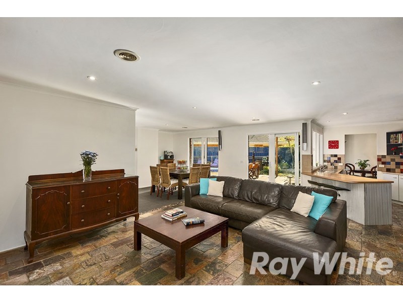 24 Jacqueline Drive, Aspendale Gardens VIC 3195