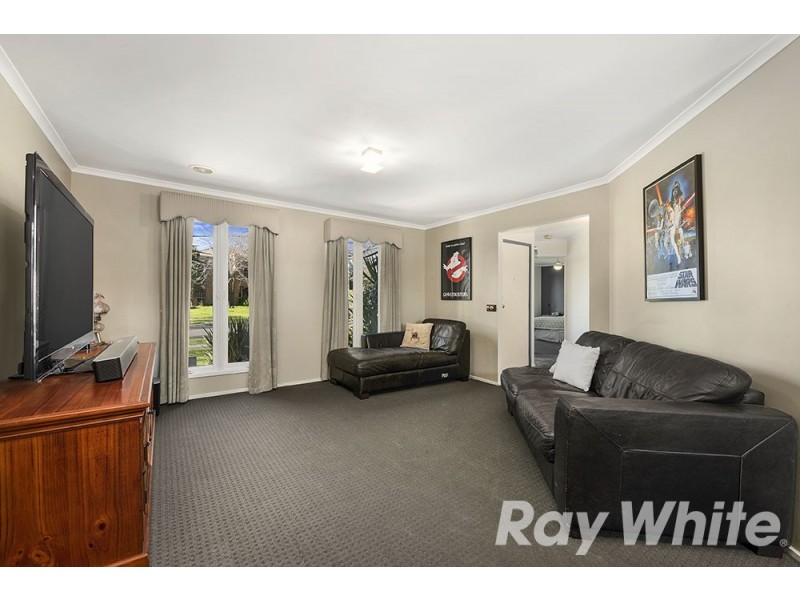 24 Jacqueline Drive, Aspendale Gardens VIC 3195