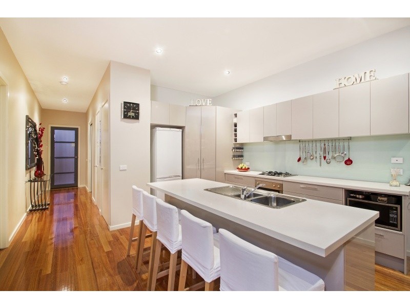 17/9 Manikato Avenue, Mordialloc VIC 3195