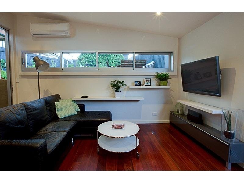 10 Little Colenso Street, Carrum VIC 3197