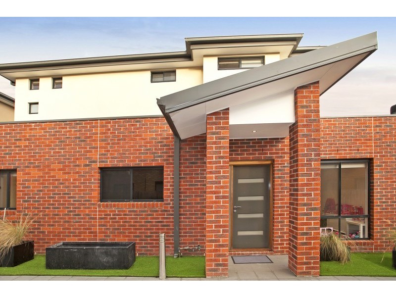 12/17 Collocott Street, Mordialloc VIC 3195