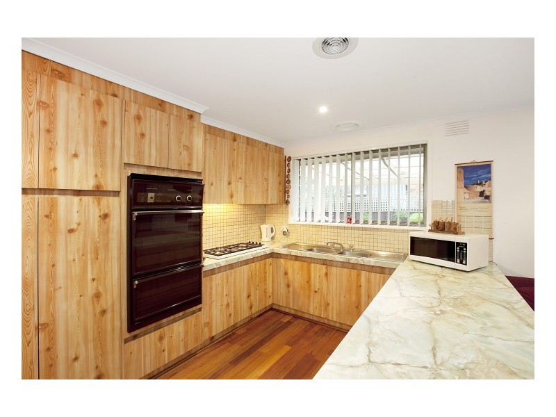 63 Tarongo Drive, Aspendale VIC 3195