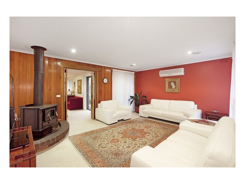 63 Tarongo Drive, Aspendale VIC 3195
