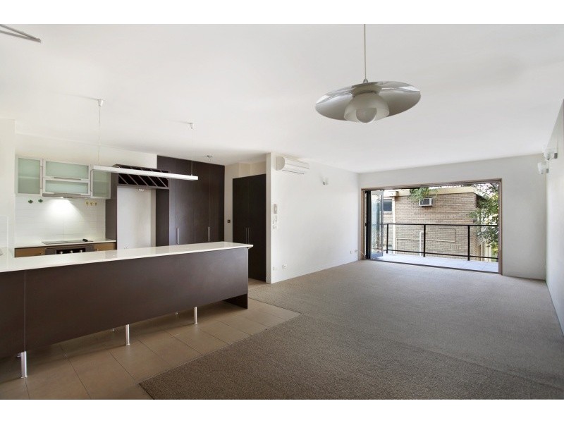 10/250 Charman Road, Cheltenham VIC 3192