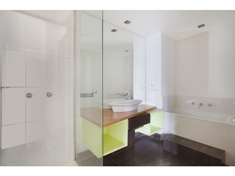 10/250 Charman Road, Cheltenham VIC 3192