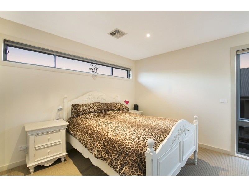 4 Nott Avenue, Frankston VIC 3199
