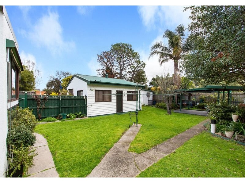77 Elsie Grove, Edithvale VIC 3196