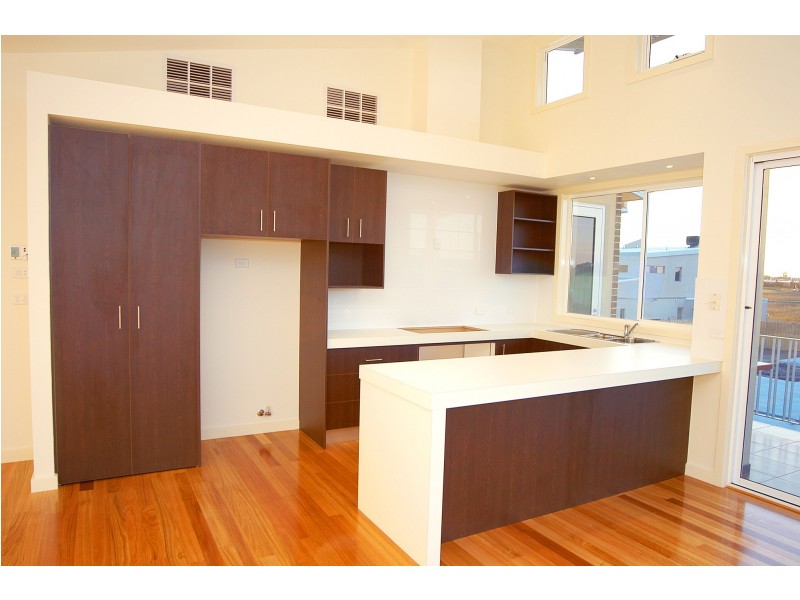 10 Bamber Close, Mordialloc VIC 3195