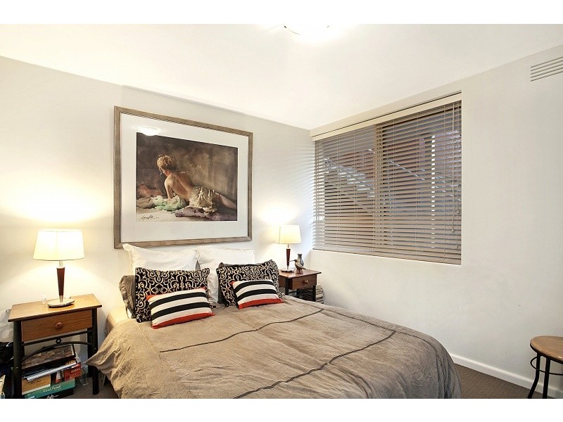 1/2 Thomson Rise, Parkdale VIC 3195