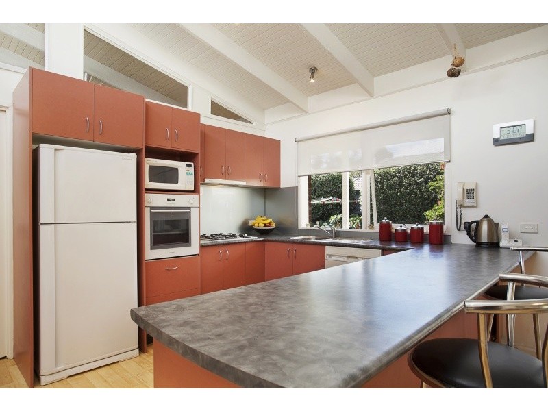 37 Nurten Parade, Aspendale Gardens VIC 3195