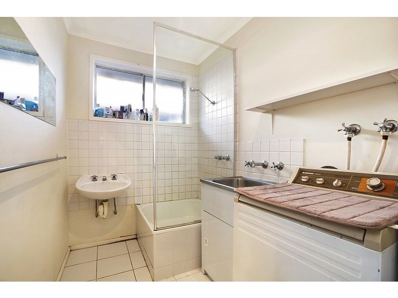 1/111 Barkly Street, Mordialloc VIC 3195