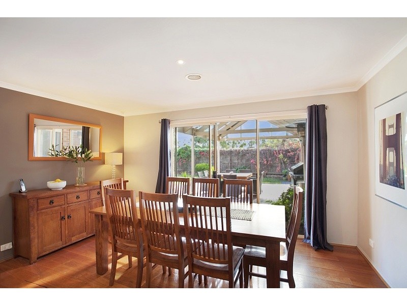 8 Monique Crt, Aspendale Gardens VIC 3195