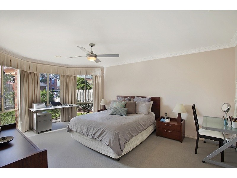 8 Monique Crt, Aspendale Gardens VIC 3195