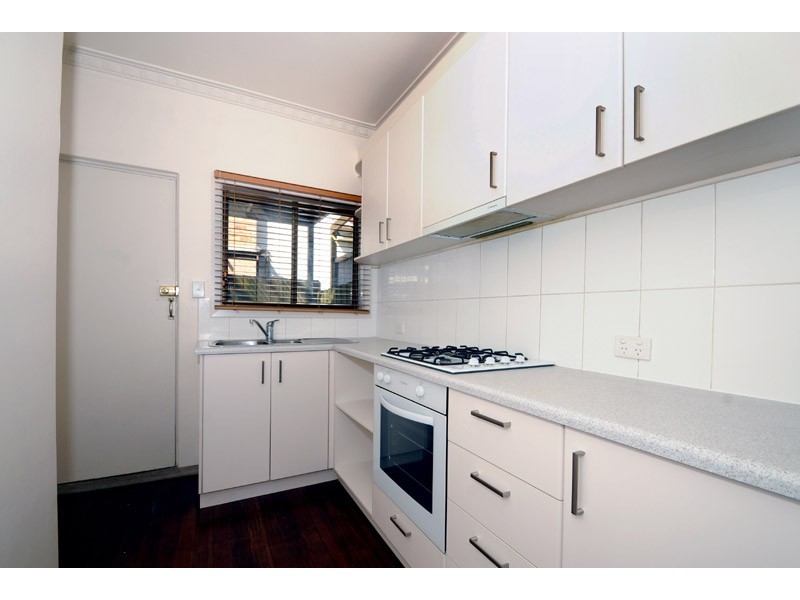 16/214 Beach Road, Mordialloc VIC 3195