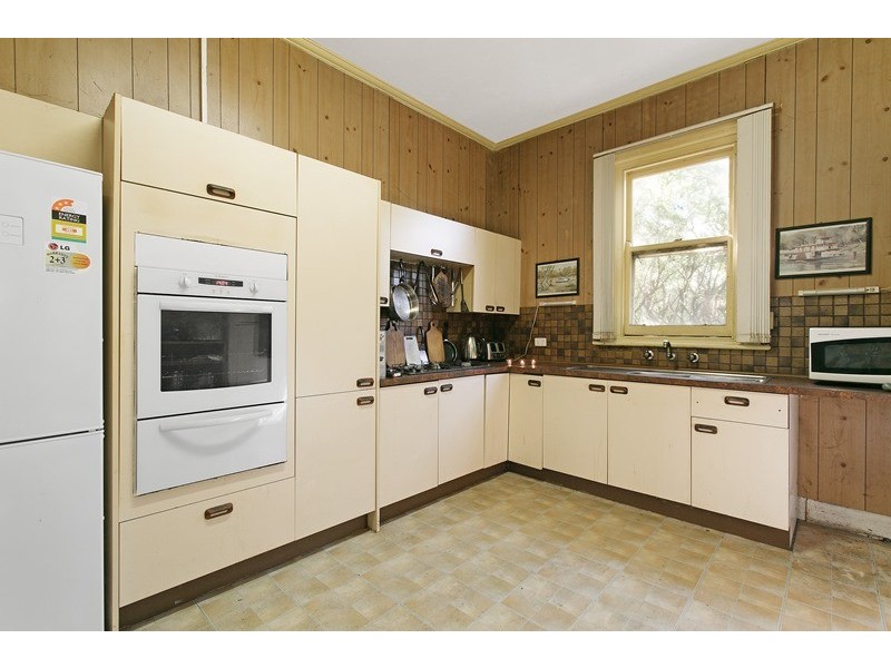 8 Chute Street, Mordialloc VIC 3195