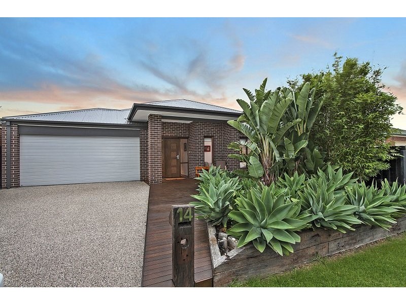 14 Trinity Court, Patterson Lakes VIC 3197