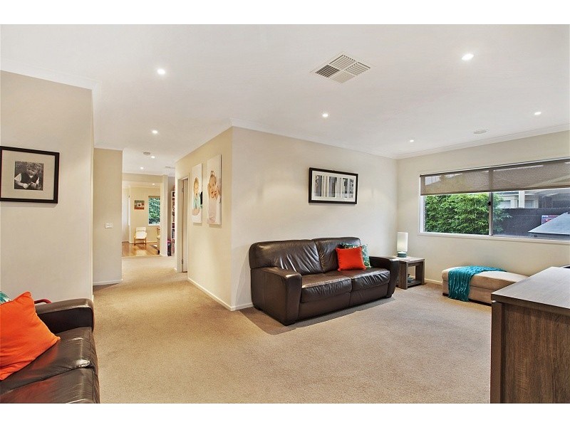 14 Trinity Court, Patterson Lakes VIC 3197