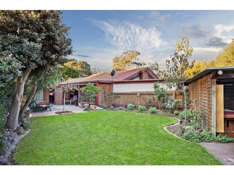 25 Illawong Court, Patterson Lakes VIC 3197