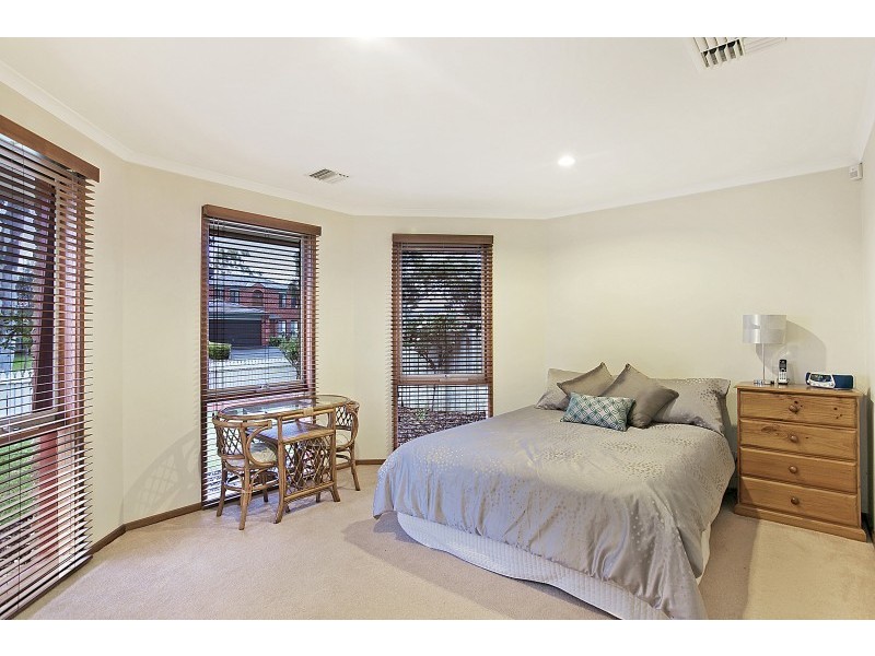76 Kearney Drive, Aspendale Gardens VIC 3195