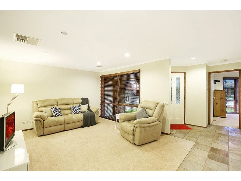 76 Kearney Drive, Aspendale Gardens VIC 3195