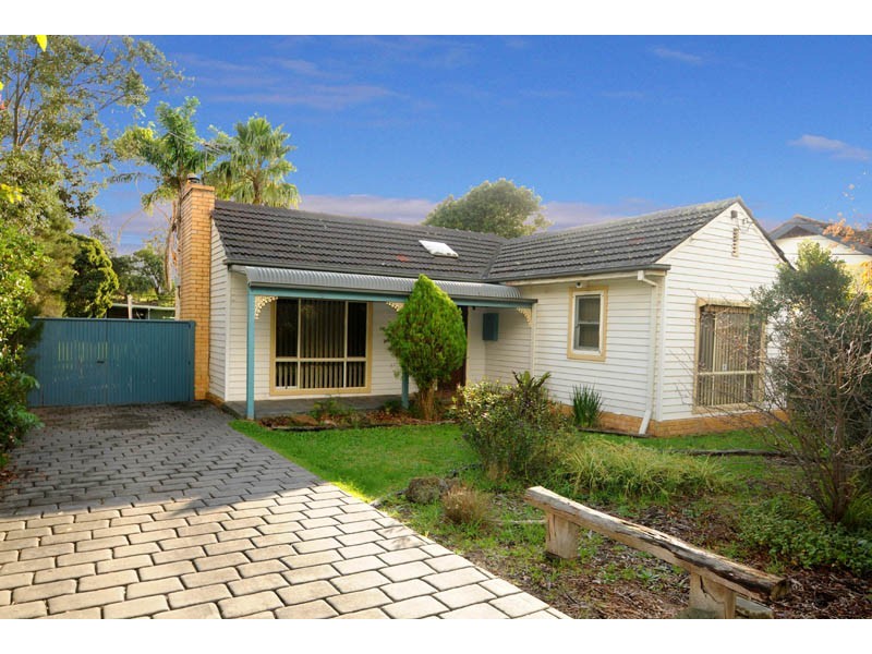 8 Kananook Avenue, Seaford VIC 3198