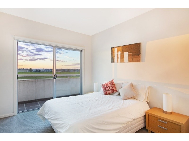 49/60-68 Gladesville Blvd, Patterson Lakes VIC 3197