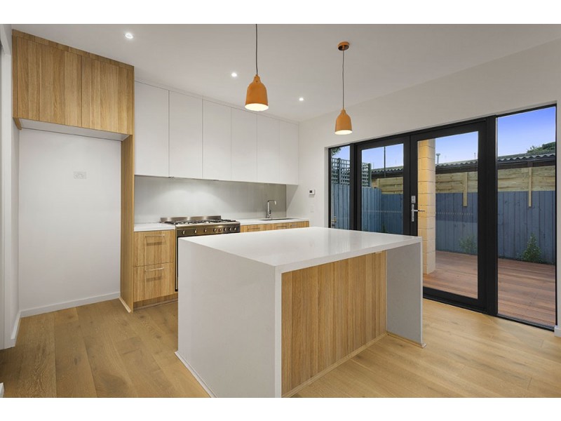 1/217 Beach Rd, Mordialloc VIC 3195