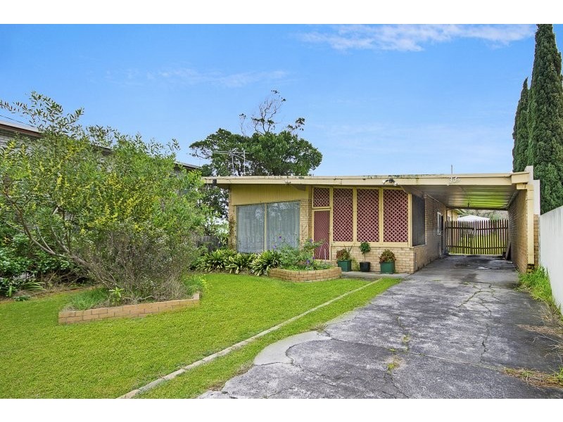 33 McIndoe Parade, Parkdale VIC 3195