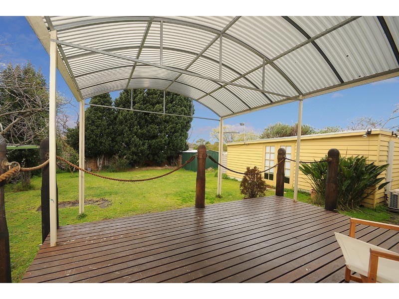 4 Jarrahdale Street, Cheltenham VIC 3192