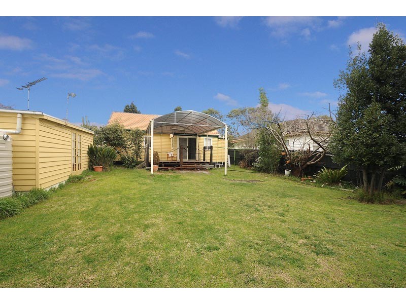 4 Jarrahdale Street, Cheltenham VIC 3192