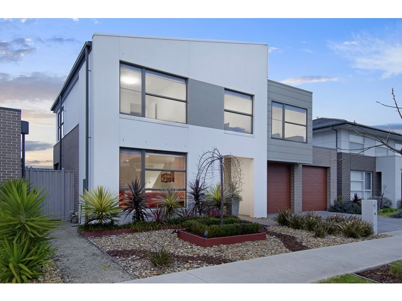 34 Dresden Drive, Waterways VIC 3195