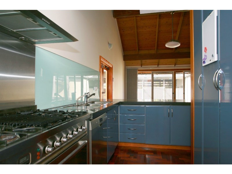 14 Francis Street, Mordialloc VIC 3195