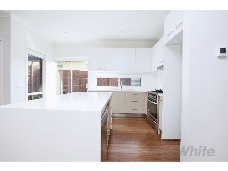 2/106 Station Street, Aspendale VIC 3195