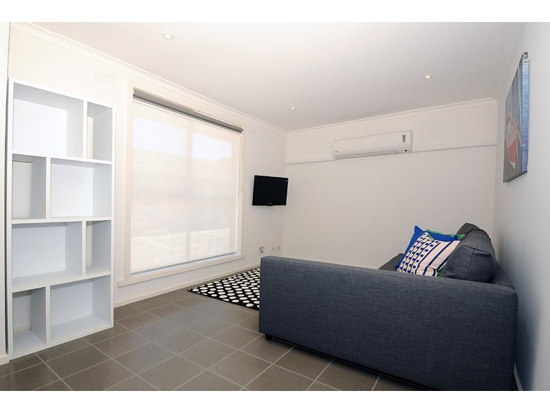 2/32 Ormond Street, Mordialloc VIC 3195