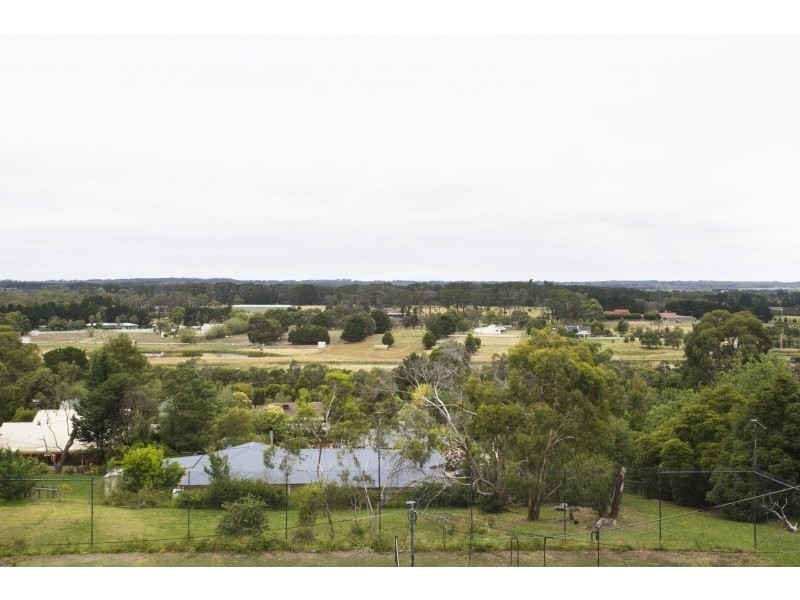 224 Moorooduc Hwy (Off the Service Rd), Mount Eliza VIC 3930