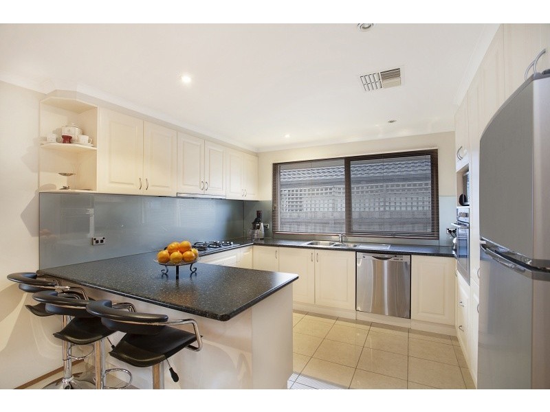 11 Gilchrist Way, Aspendale Gardens VIC 3195