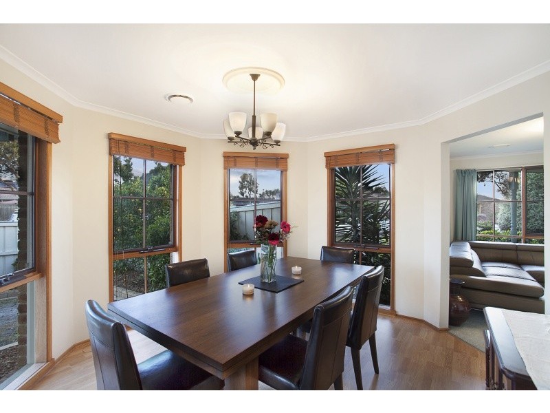 11 Gilchrist Way, Aspendale Gardens VIC 3195