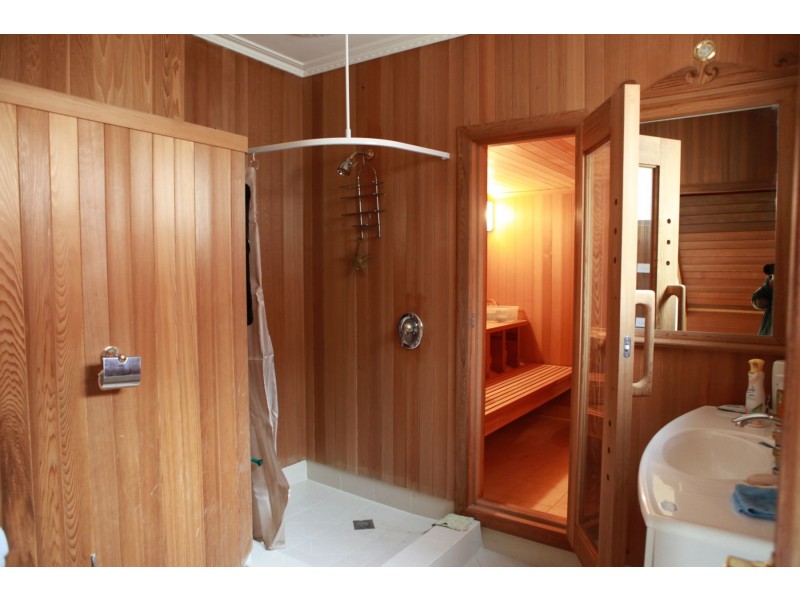 8 Palm Beach Drive, Patterson Lakes VIC 3197