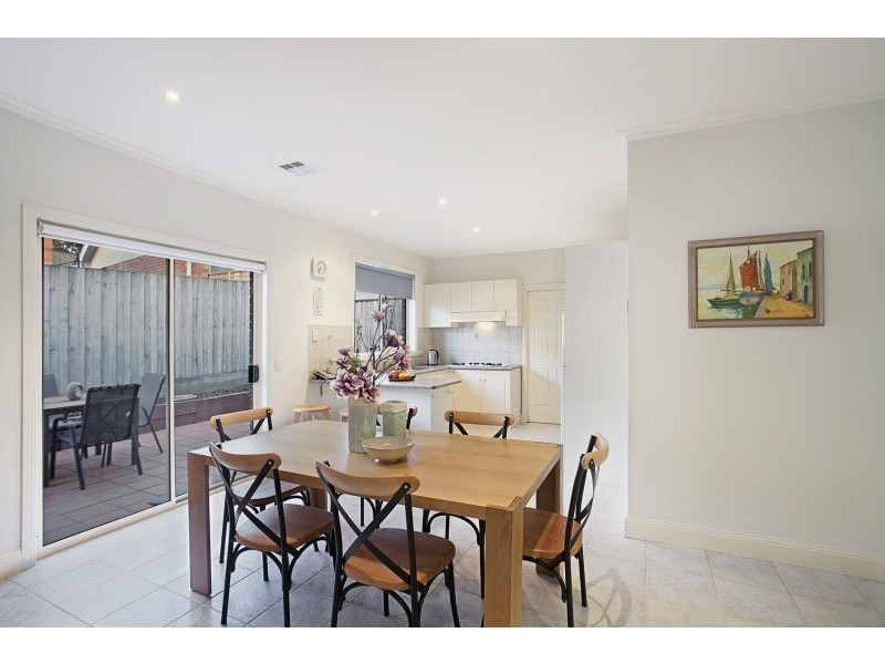 2/33 Parkers Road, Parkdale VIC 3195