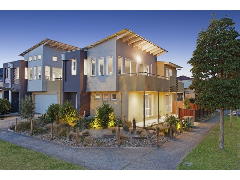36 Hall Mark Road, Mordialloc VIC 3195
