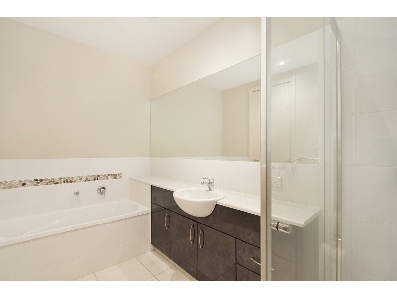 36 Hall Mark Road, Mordialloc VIC 3195