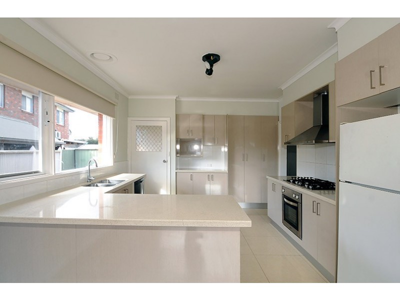 2a Attenborough Road, Aspendale VIC 3195